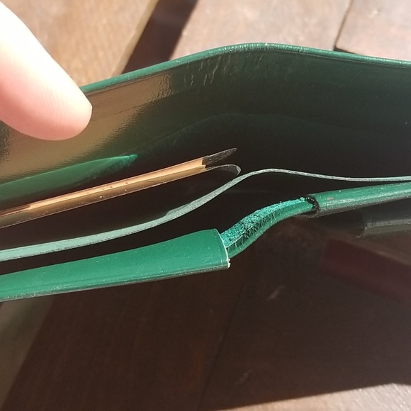 Vintage Lady Buxton Billfold - Picture 6 of 7